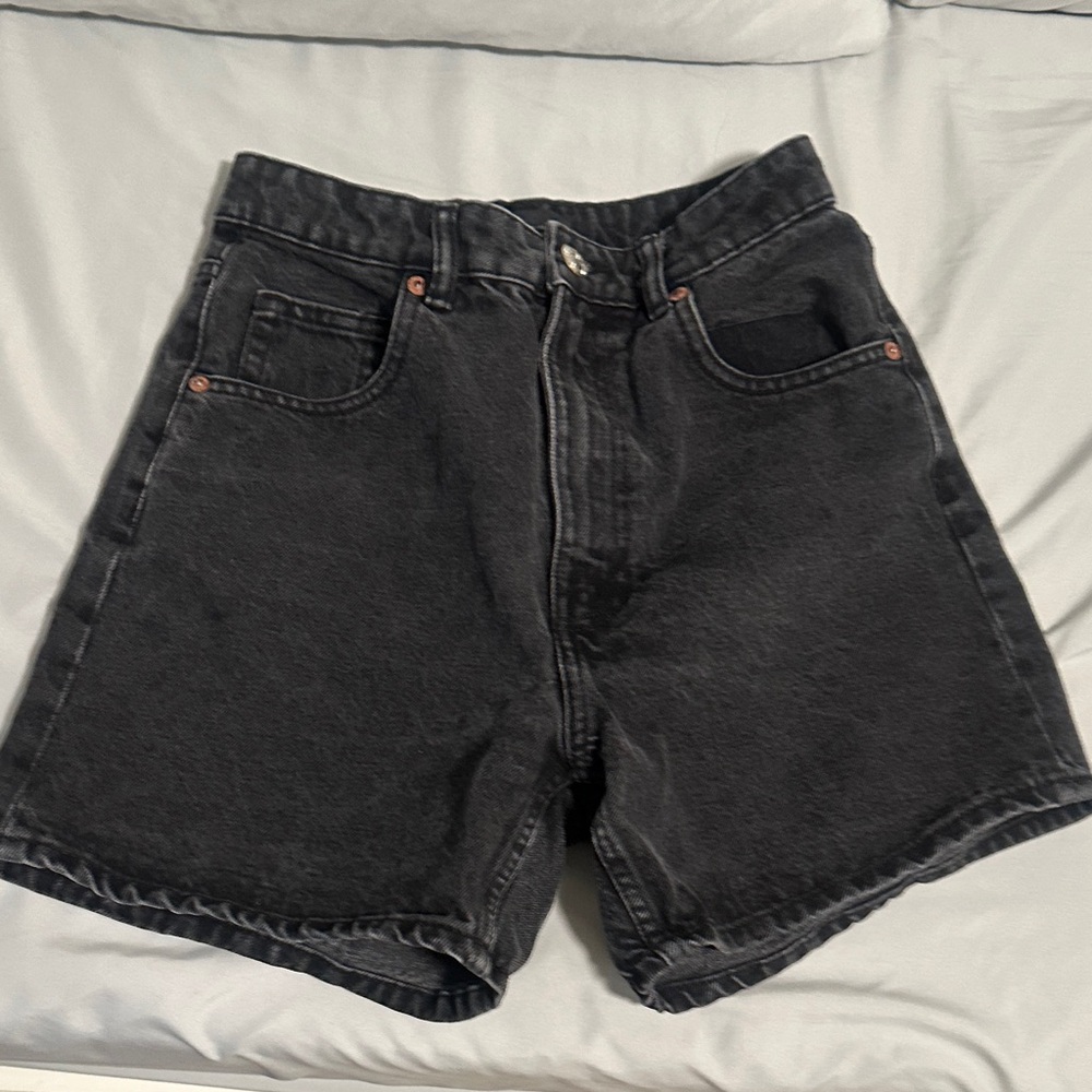 Zara Black Denim shorts
